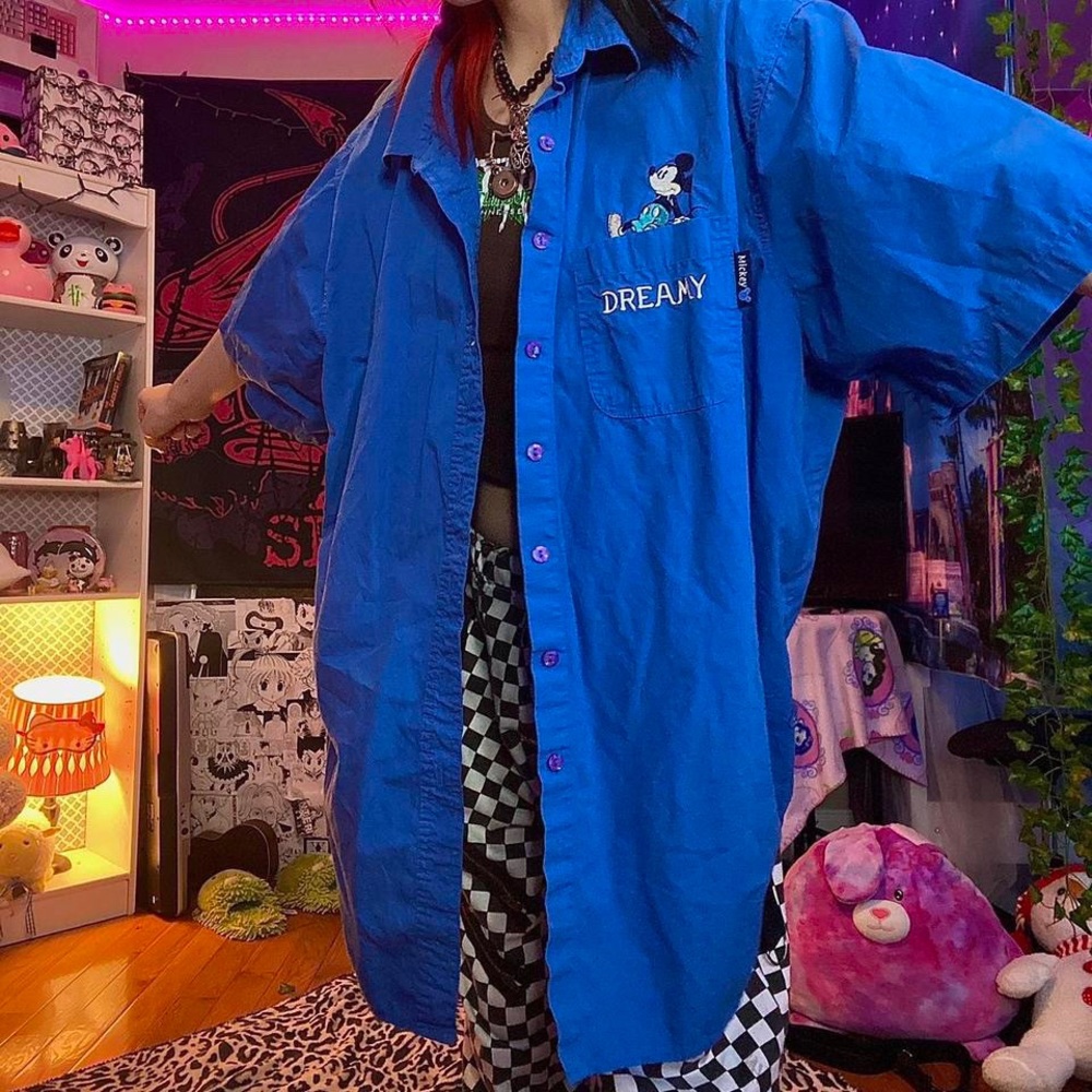 mickey mouse scrum button up